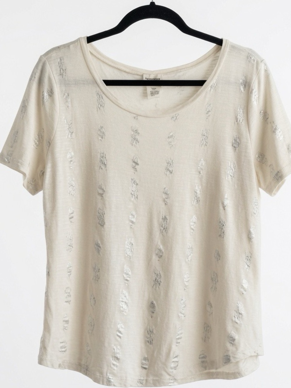 🟢3/$15 ANDREA JOVINE Tee w/ metallic detail